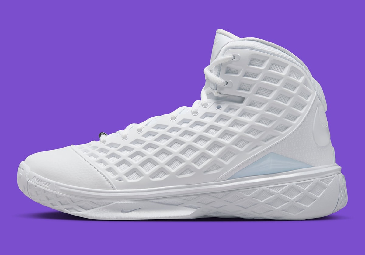Kobe III Protro 'Halo'